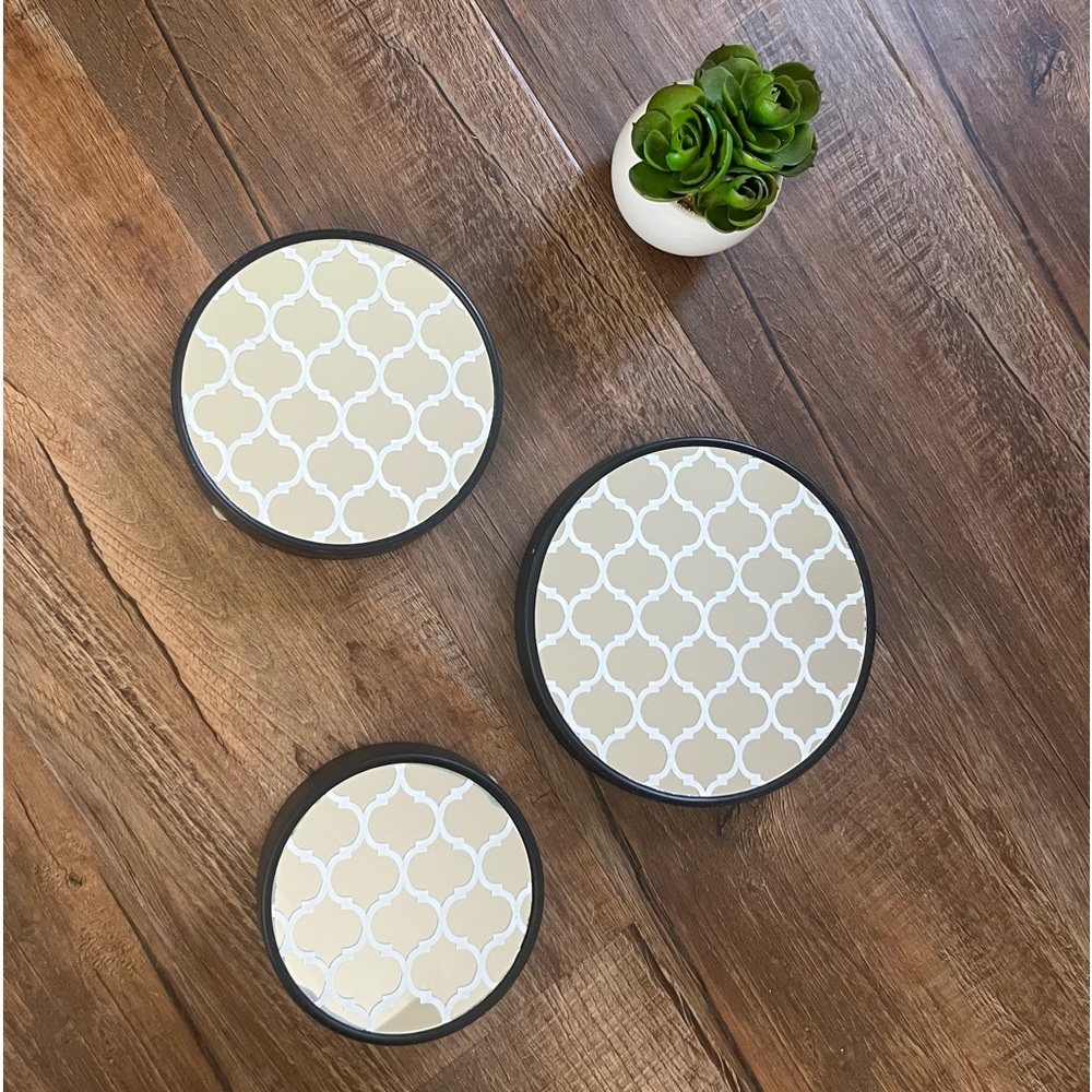 Set of three decorative mirrors